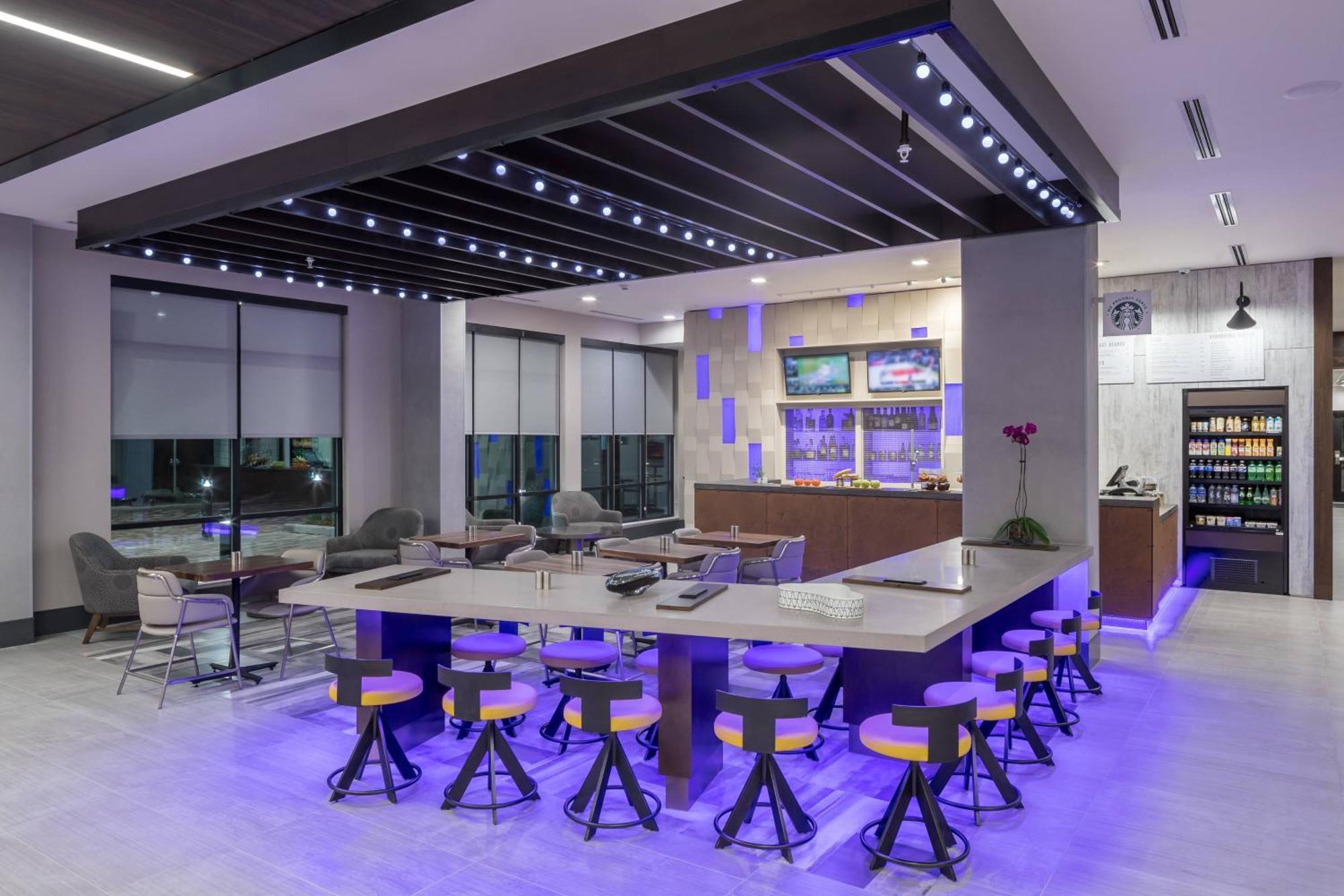 Courtyard By Marriott Houston Heights/I-10 Ξενοδοχείο Εξωτερικό φωτογραφία