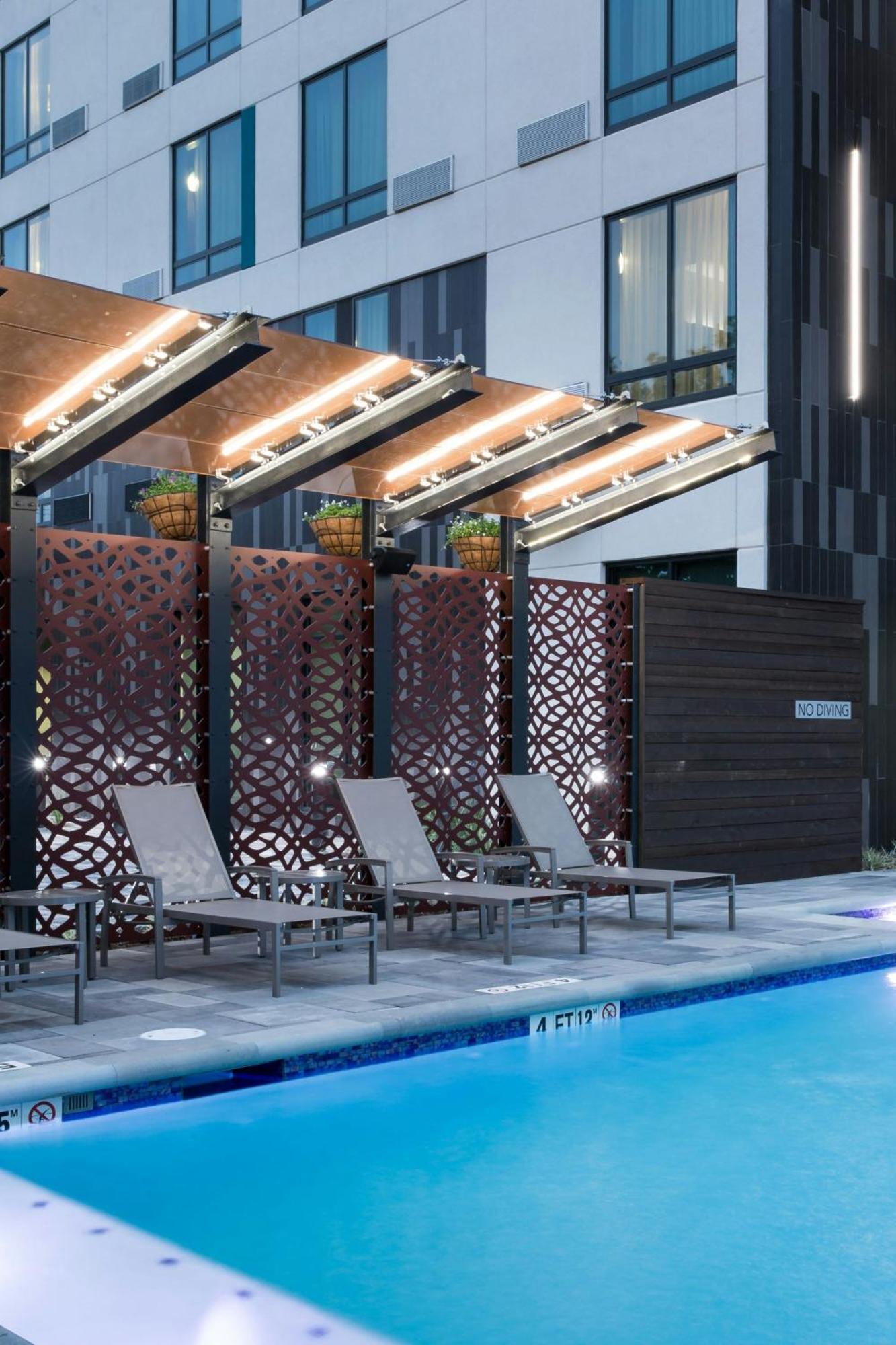 Courtyard By Marriott Houston Heights/I-10 Ξενοδοχείο Εξωτερικό φωτογραφία