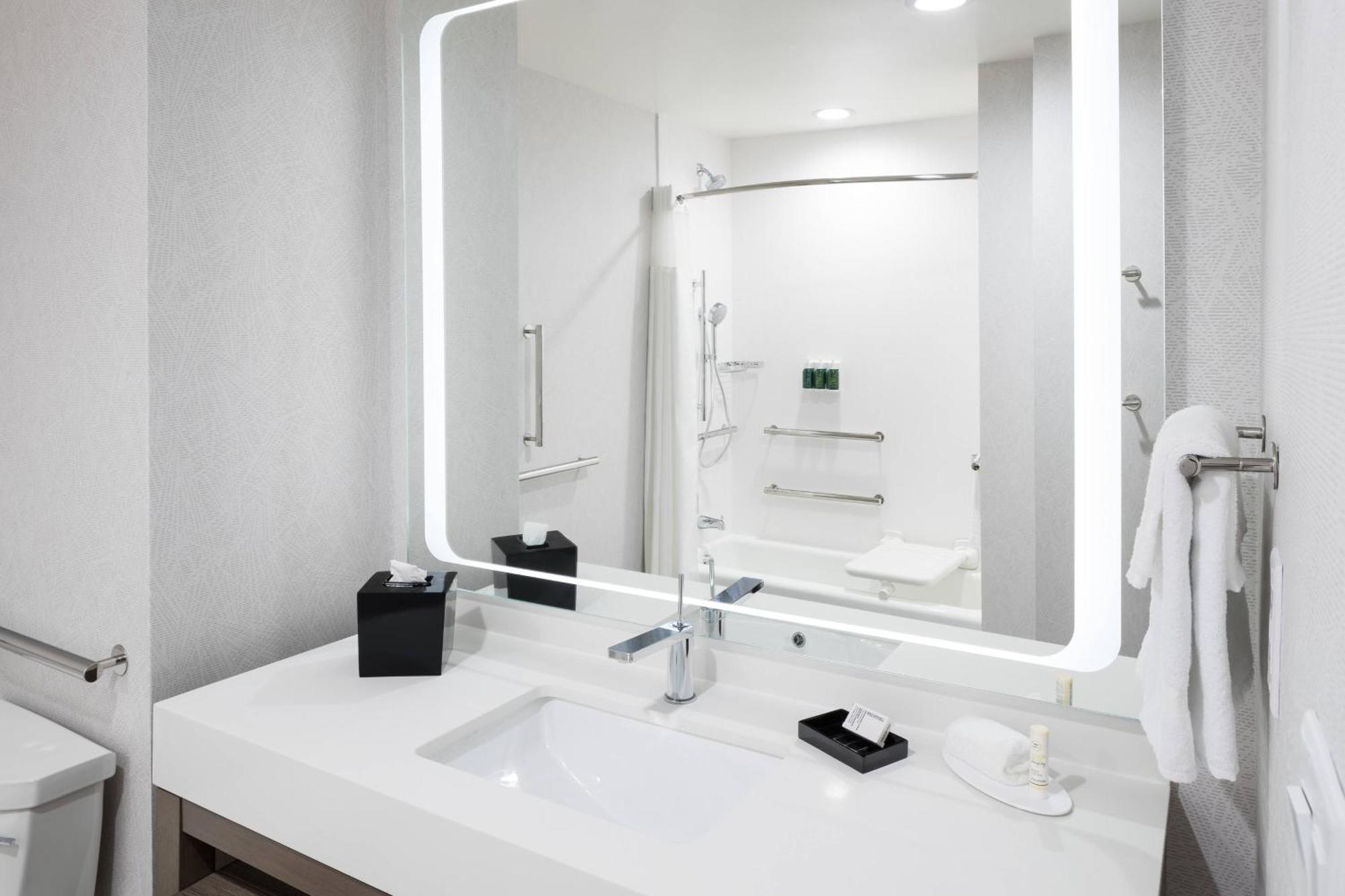 Courtyard By Marriott Houston Heights/I-10 Ξενοδοχείο Εξωτερικό φωτογραφία