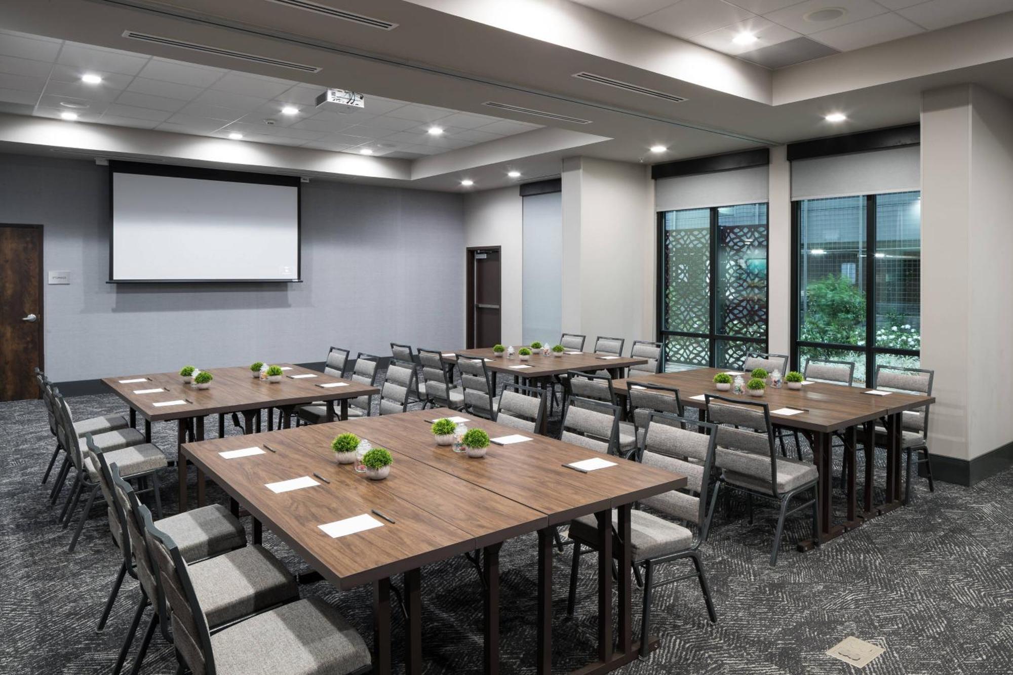 Courtyard By Marriott Houston Heights/I-10 Ξενοδοχείο Εξωτερικό φωτογραφία